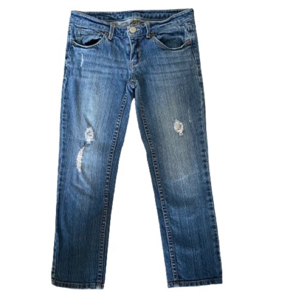 3/$15 Aeropostale Straight Leg Skinny Jeans